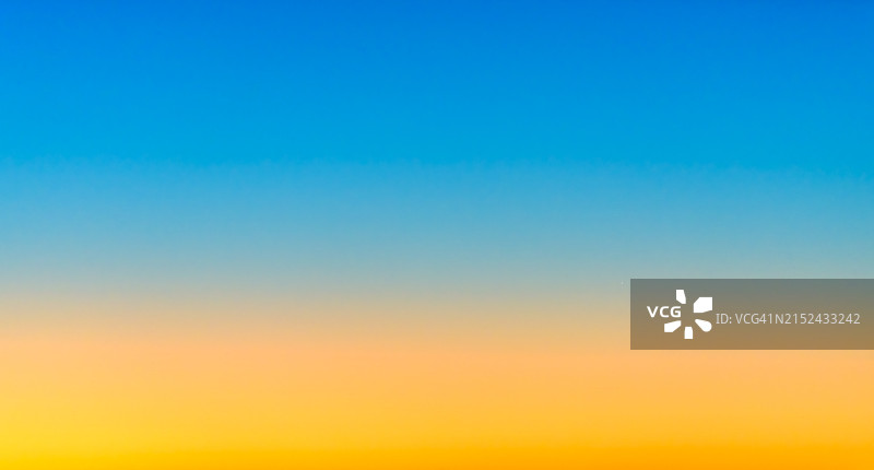 彩色渐变天空图片素材