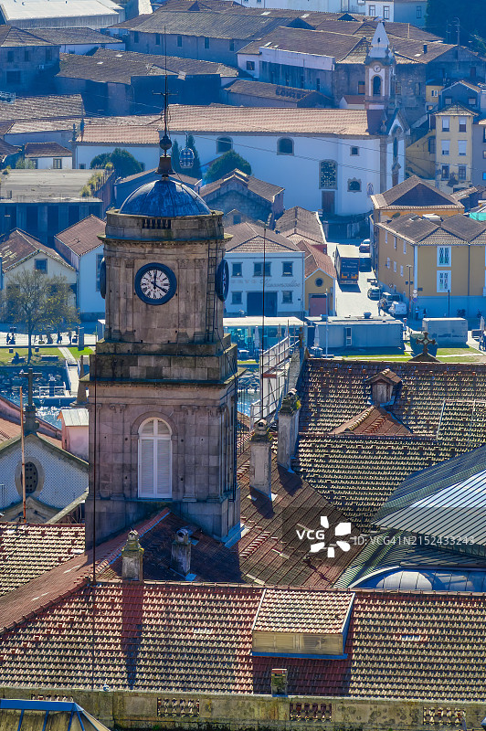 教堂钟楼城市景观图片素材