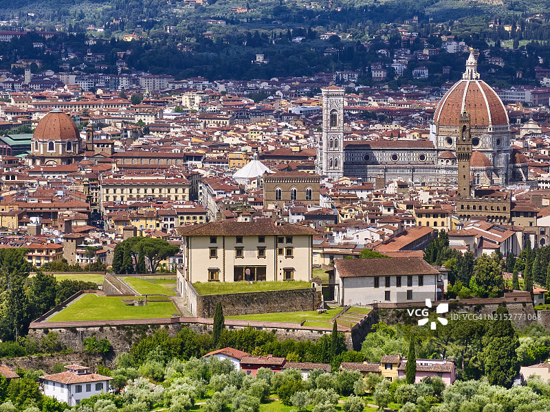 贝尔维德勒堡垒与佛罗伦萨城市景观，意大利图片素材