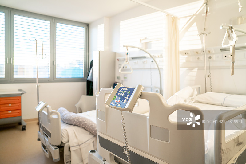 医院里空旷的卧室图片素材