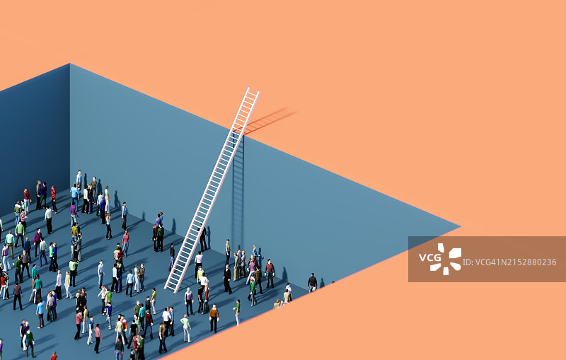 站在白色梯子前坑里的人群图片素材