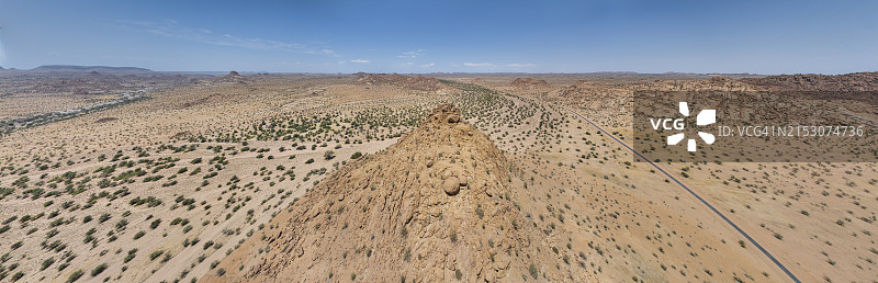 沙漠映衬天空的美景图片素材