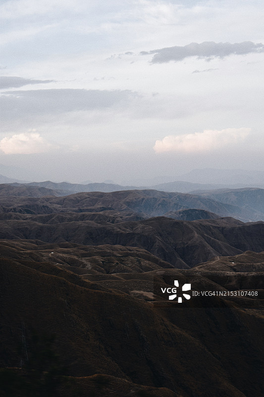 玻利维亚塔里哈天空下风景图片素材