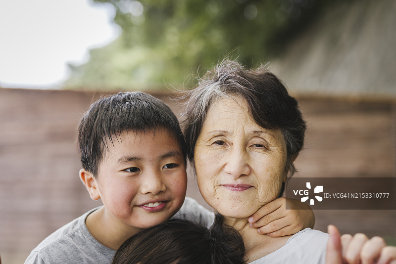 亚洲祖孙肖像图片素材