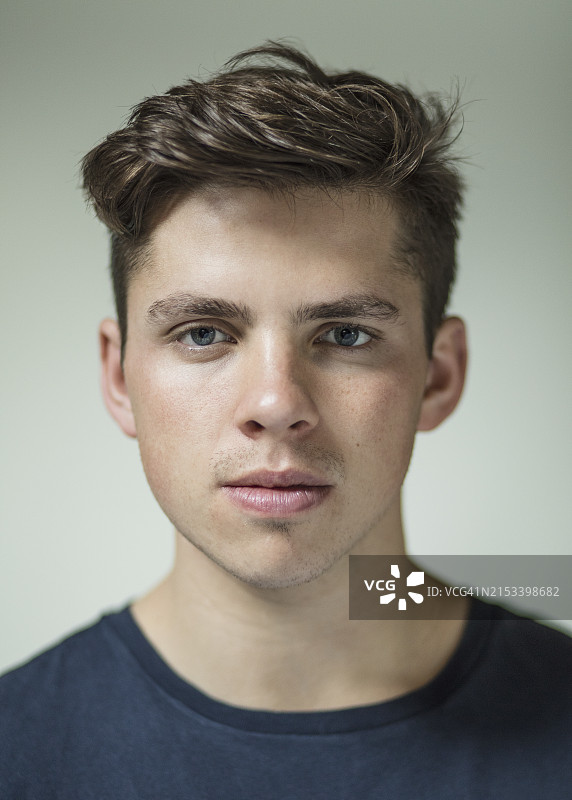 青年男子 портрет图片素材