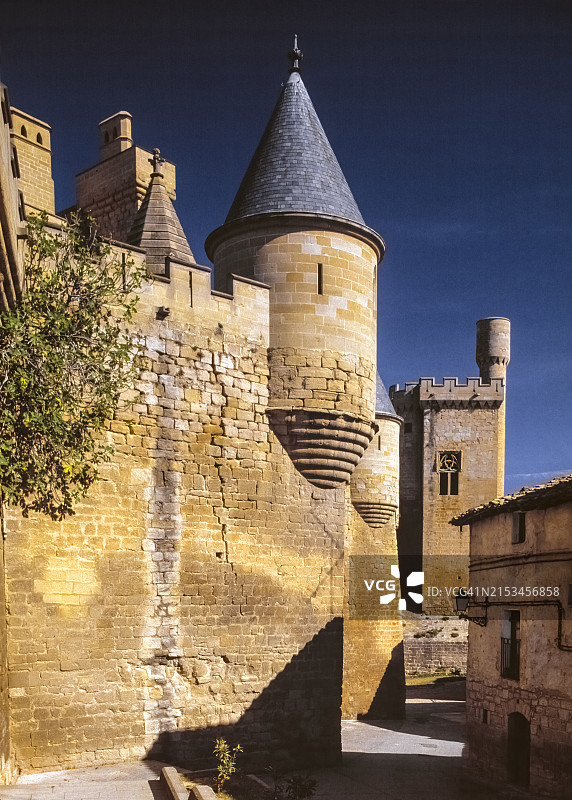 奥利特城堡，纳瓦拉，西班牙图片素材