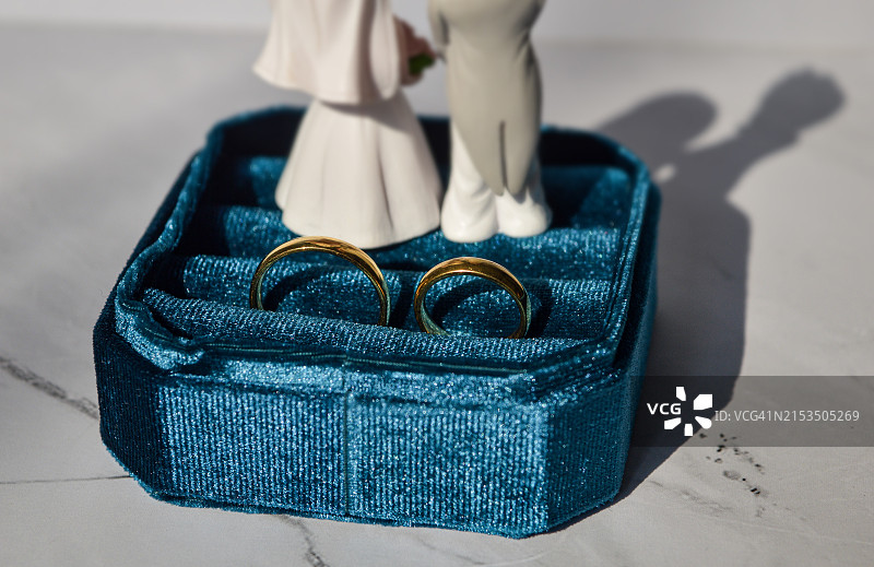 婚礼插画，结婚戒指图片素材