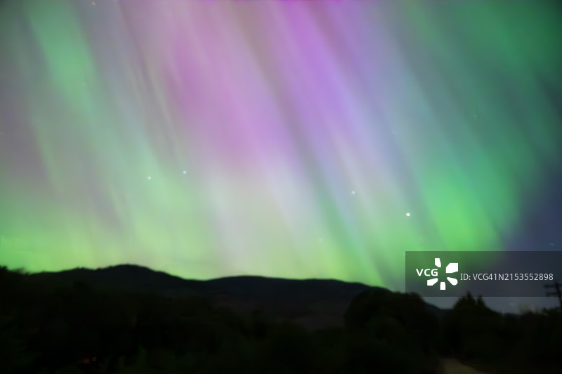 2024年5月10日，不列颠哥伦比亚省的北极光图片素材