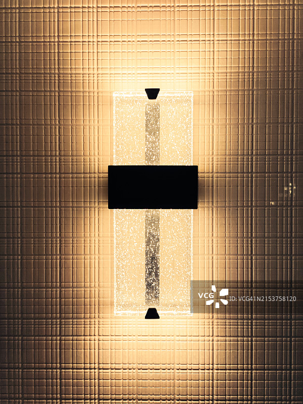 墙壁上的灯图片素材