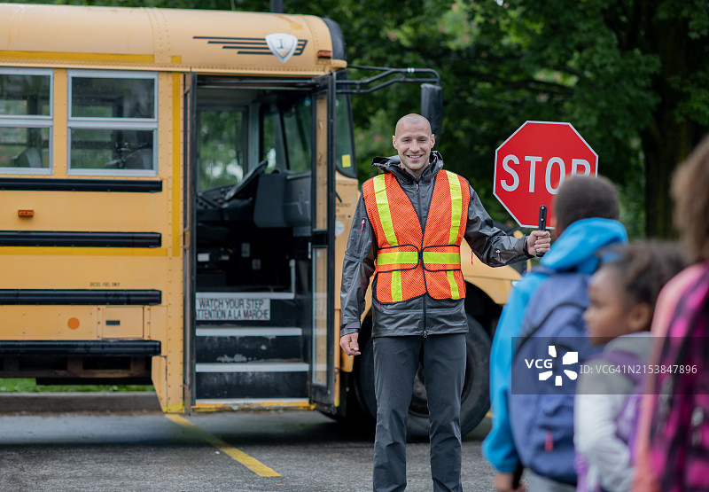 乘坐公共汽车图片素材