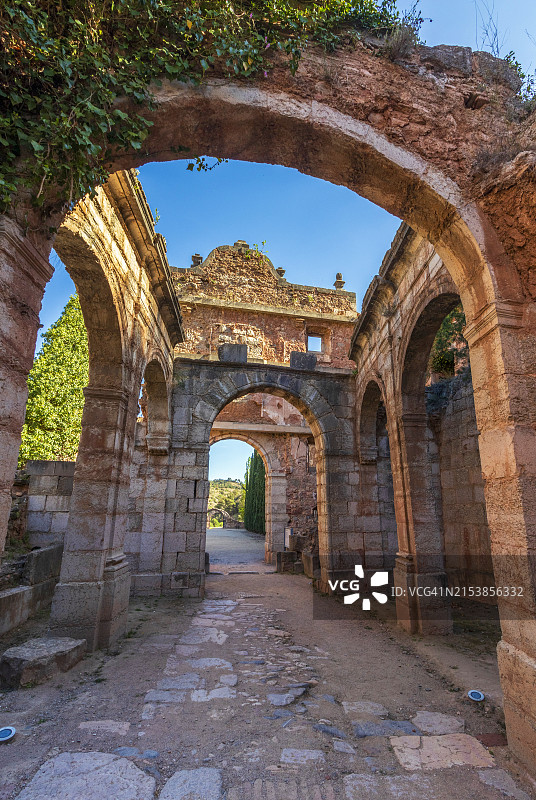 埃斯卡拉代修道院外观图片素材