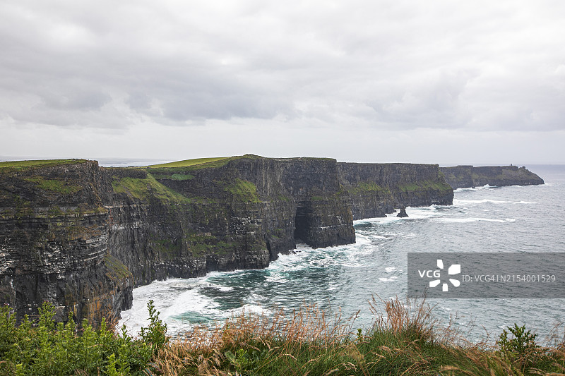 阴天下的莫赫悬崖图片素材