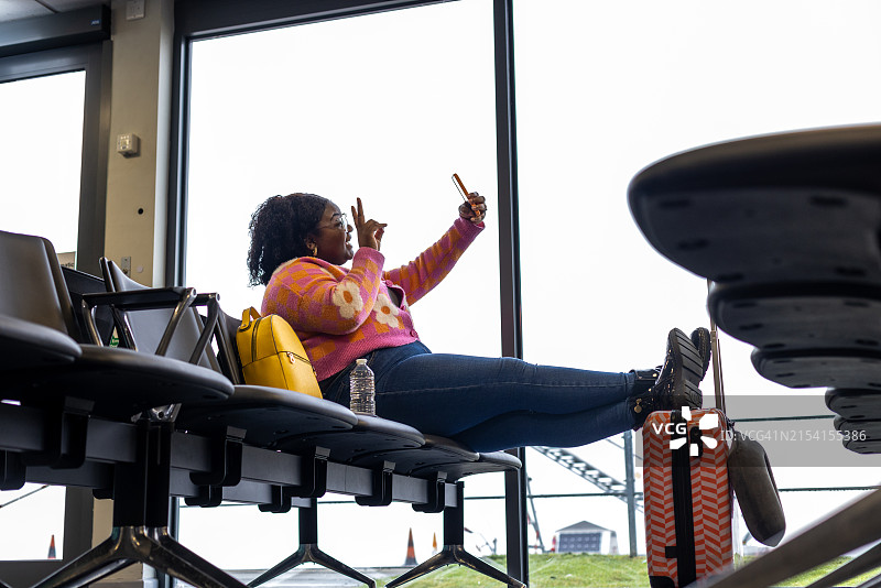 机场自拍时光图片素材