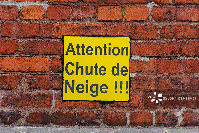 法语冬季警告标志图片素材