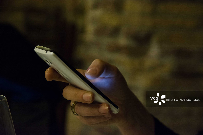 使用智能手机图片素材