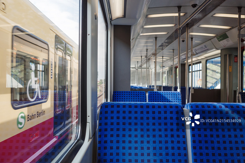 德国铁路现代列车内部图片素材