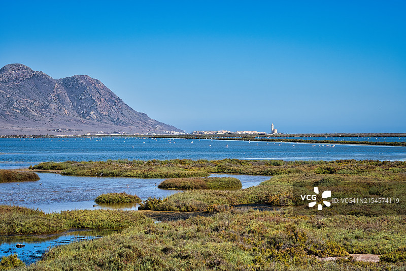 西班牙阿尔梅里亚加塔角盐场图片素材