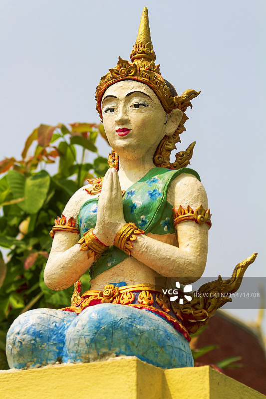 泰国清莱府的天使雕像图片素材