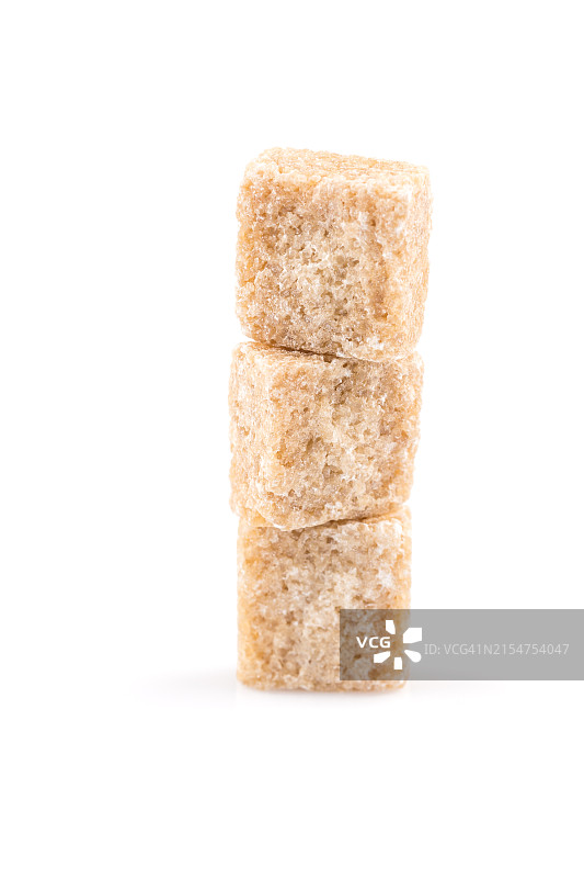 白色背景上的棕色方糖图片素材