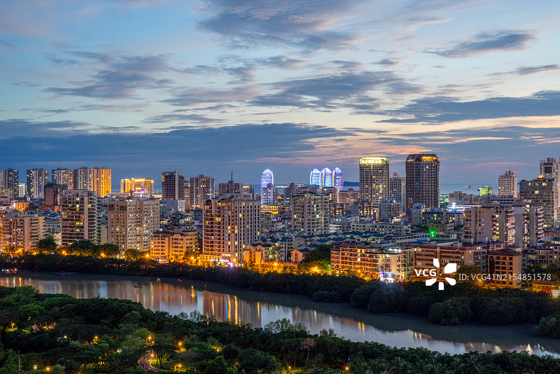 三亚的繁华市区图片素材