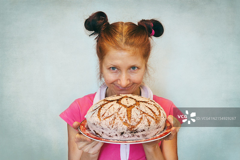 自制全麦面包肖像图片素材