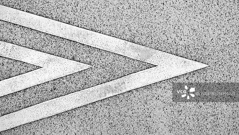 灰色背景上的白色线条，比利时布鲁塞尔的道路标记特写，自然光（曝光过度），黑白图片素材