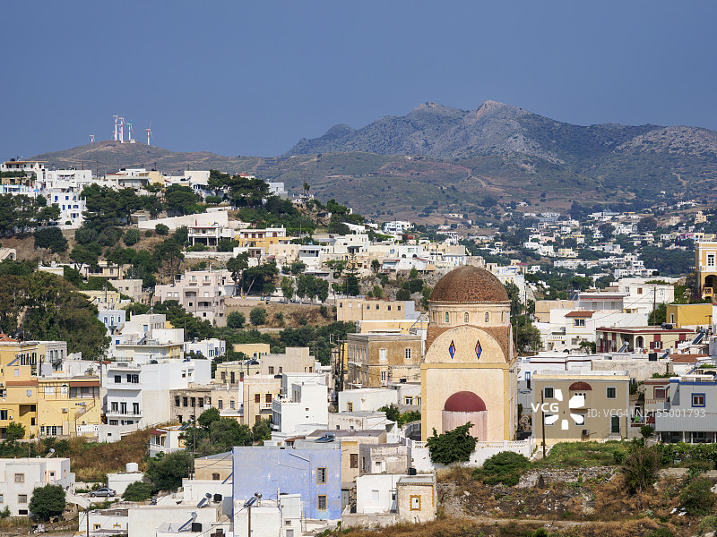 希腊莱罗斯岛：眺望基督教堂图片素材