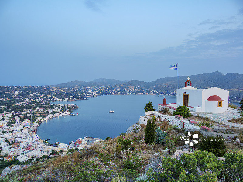 希腊莱罗斯岛阿吉亚码头镇的先知以利亚教堂图片素材