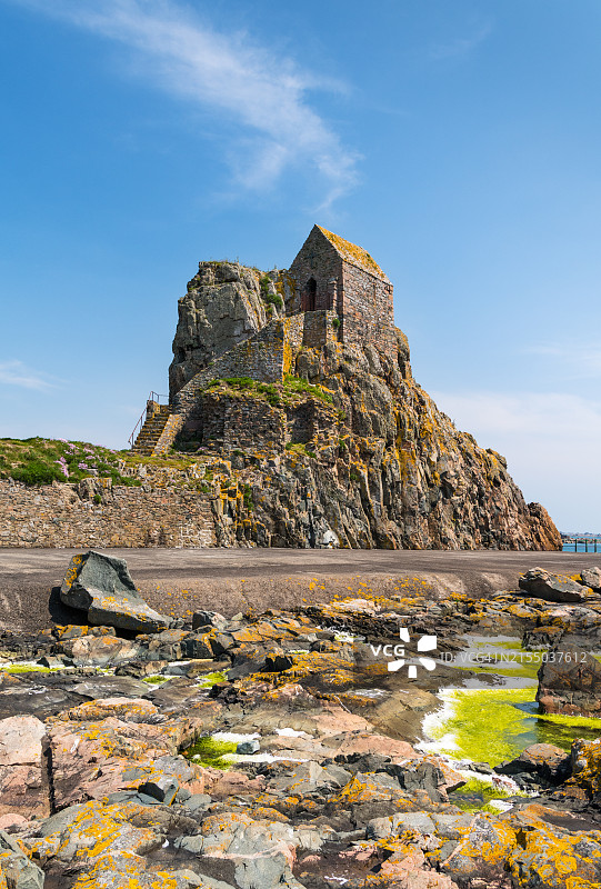 海峡群岛伊丽莎白城堡隐士岩教堂图片素材