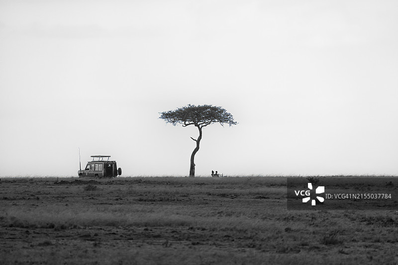 肯尼亚马赛马拉的野餐之旅图片素材