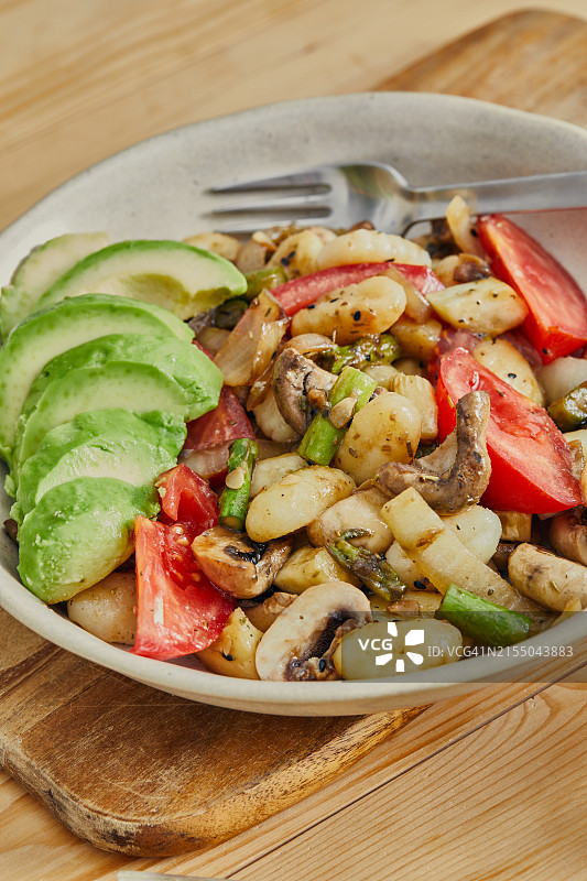 纯素土豆面疙瘩早午餐图片素材