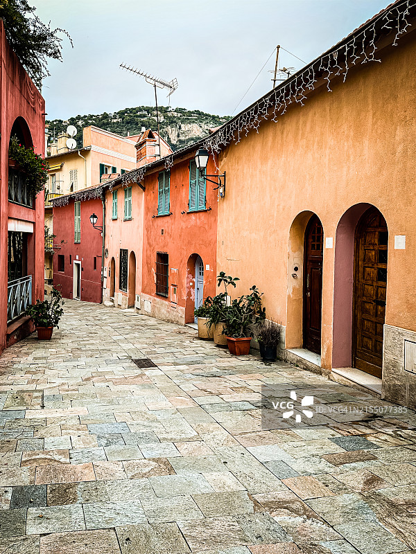 法国普罗旺斯-阿尔卑斯-蓝色海岸自由城的老街I图片素材