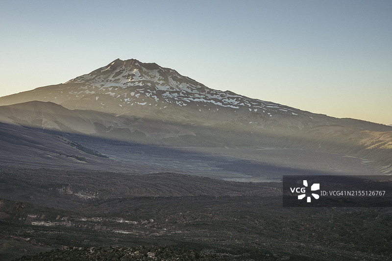 托尔瓦卡火山，马拉尔卡韦略国家保护区，库拉考廷，阿劳卡尼亚，智利，南美洲图片素材