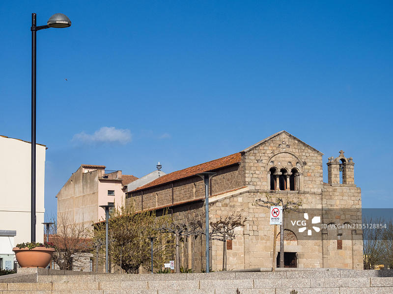 奥尔比亚圣辛普利西奥圣殿教堂，意大利撒丁岛奥尔比亚图片素材