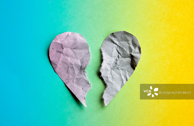 破碎的心图片素材