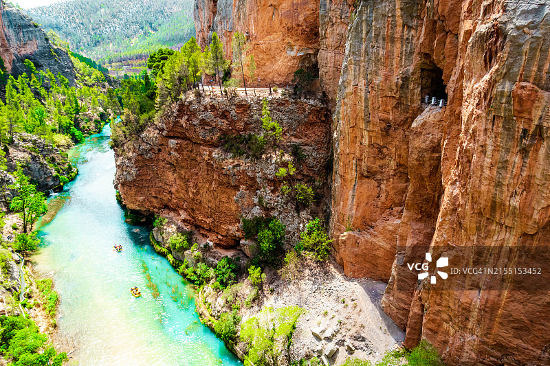 西班牙峡谷漂流壮丽航拍图片素材