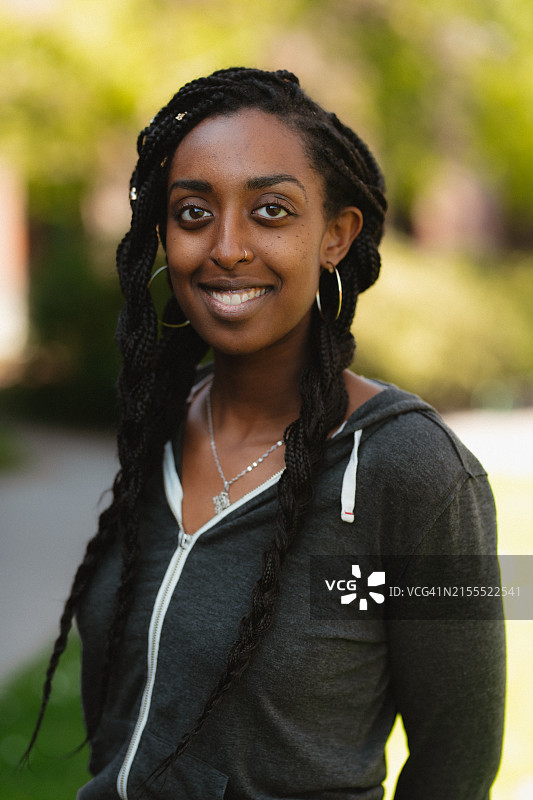 女大学生肖像图片素材