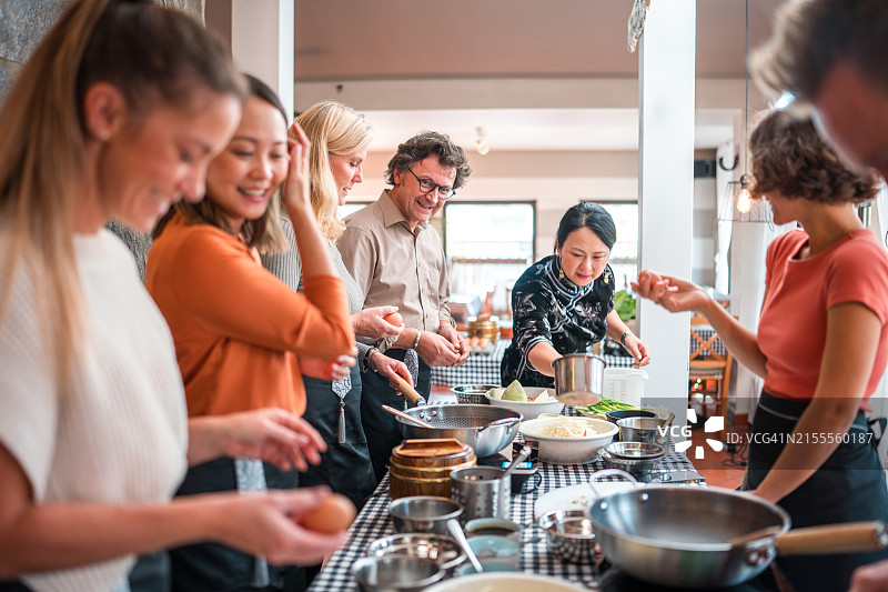 中国炒蔬菜肴的包容性耕耘图片素材