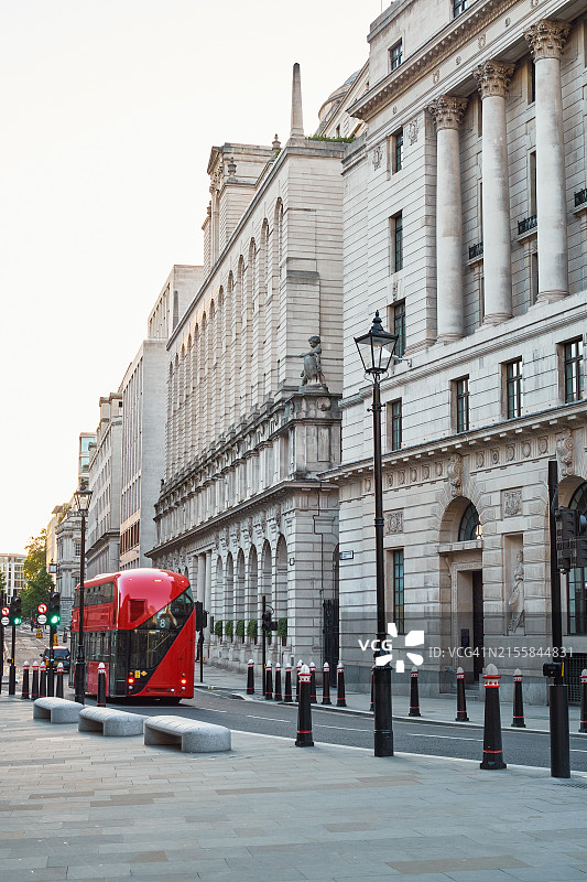 伦敦传统办公楼图片素材