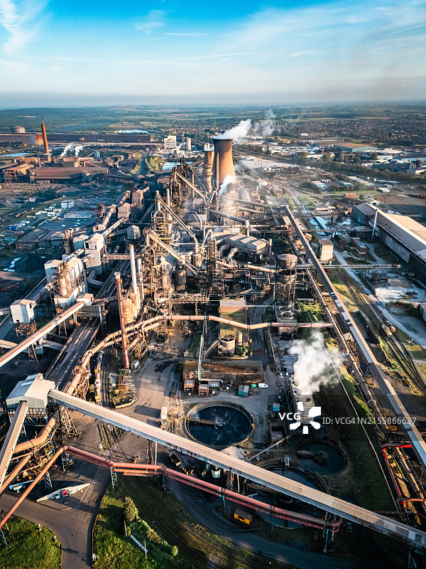 斯肯索普钢铁厂鸟瞰图片素材