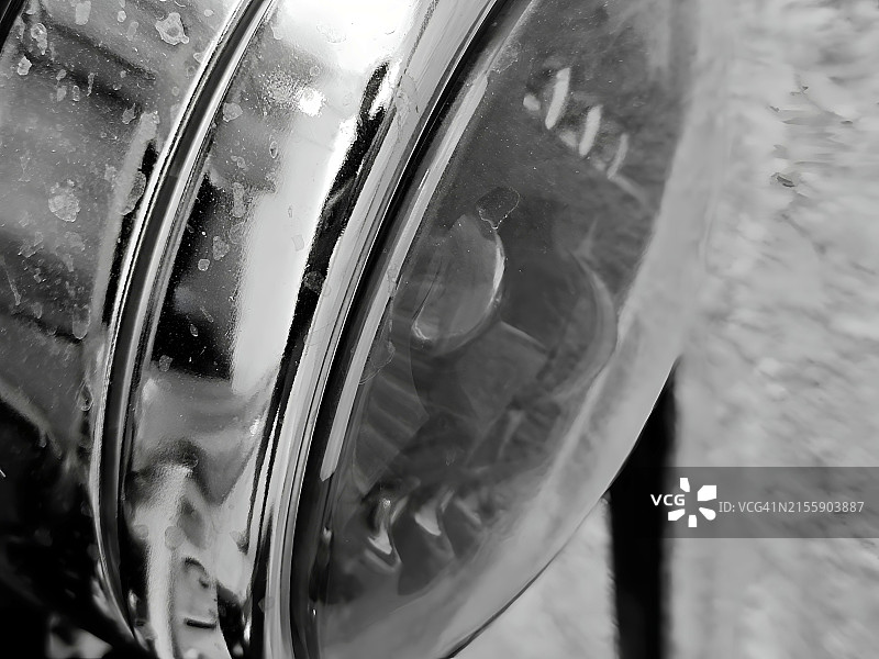 复古摩托车前灯图片素材