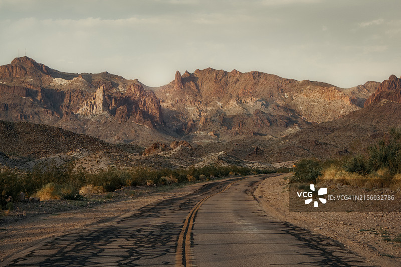 美国亚利桑那州奥特曼山脉风光图片素材