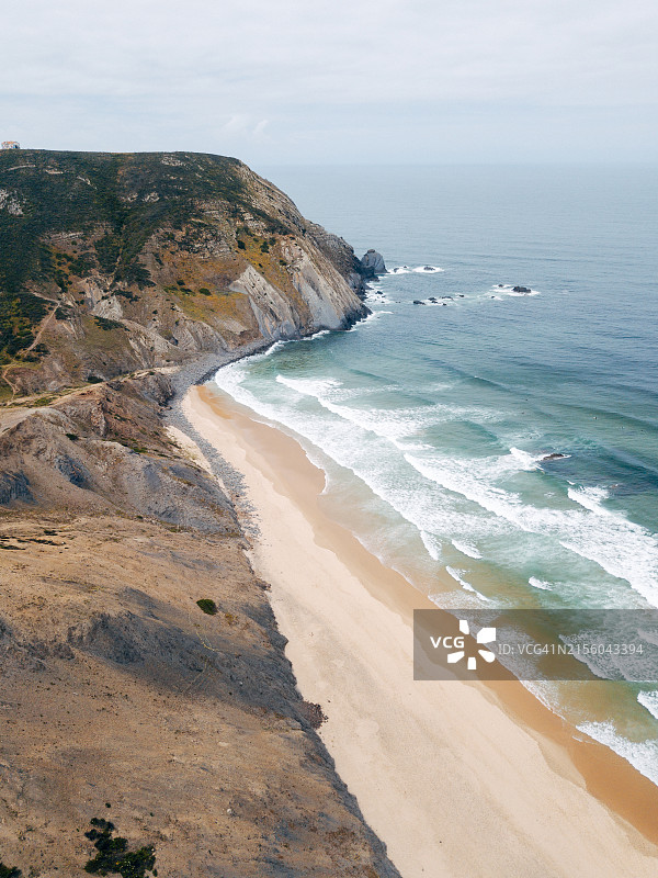 一望无际的原始海滩图片素材