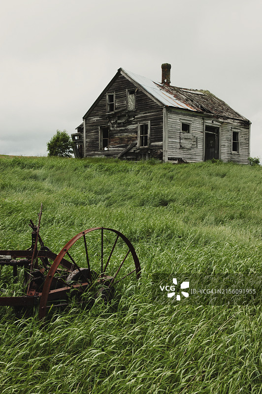 废弃的农舍图片素材