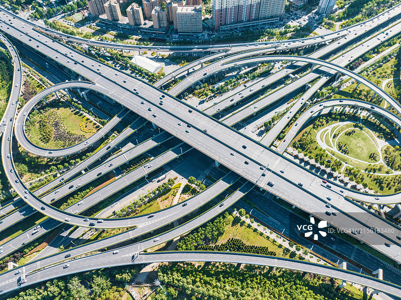 公路立交桥鸟瞰图片素材