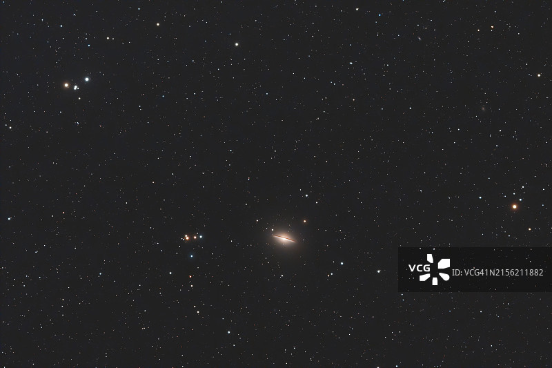 M104星系（草帽星系）图片素材