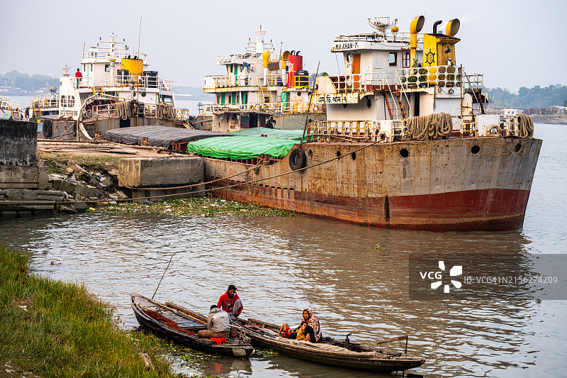 孟加拉国库尔纳造船厂的日常生活图片素材