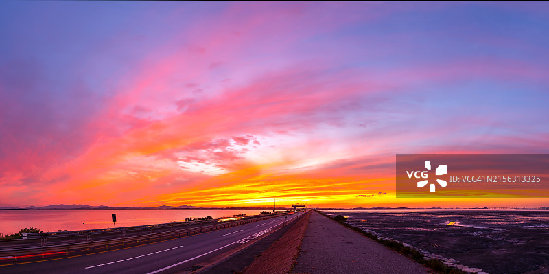 京畿道平泽插桥湖日落图片素材