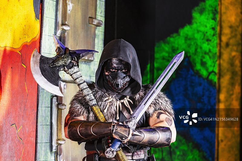 万圣节鬼屋里的死神图片素材