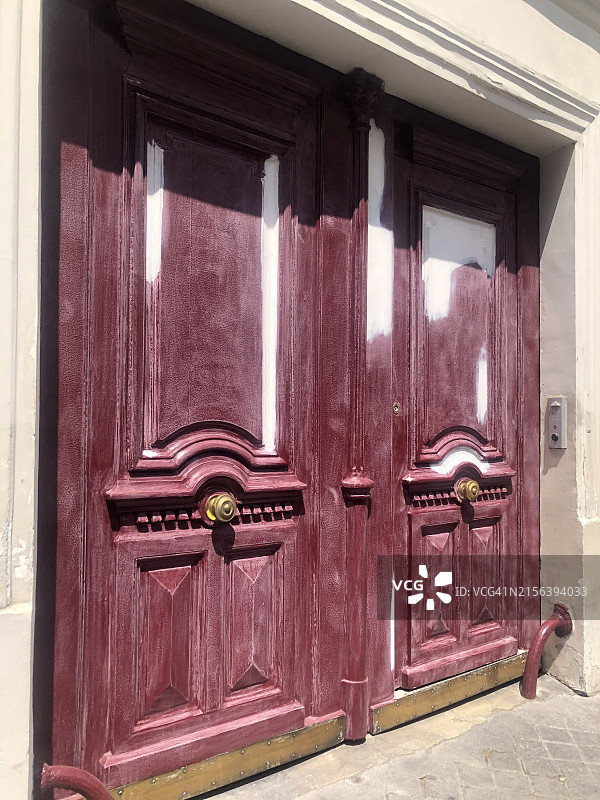 新刷的门口图片素材